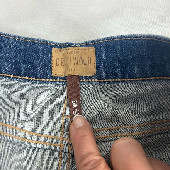 Driftwood Anthropologie Eva Floral Embroidered Mid Rise Stretch Flare Jeans 31 - Picture 5 of 12